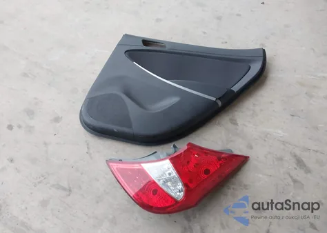 2016 Hyundai Accent Sport z USA, uszkodzony, nr VIN KMHCU5AE5GU264712